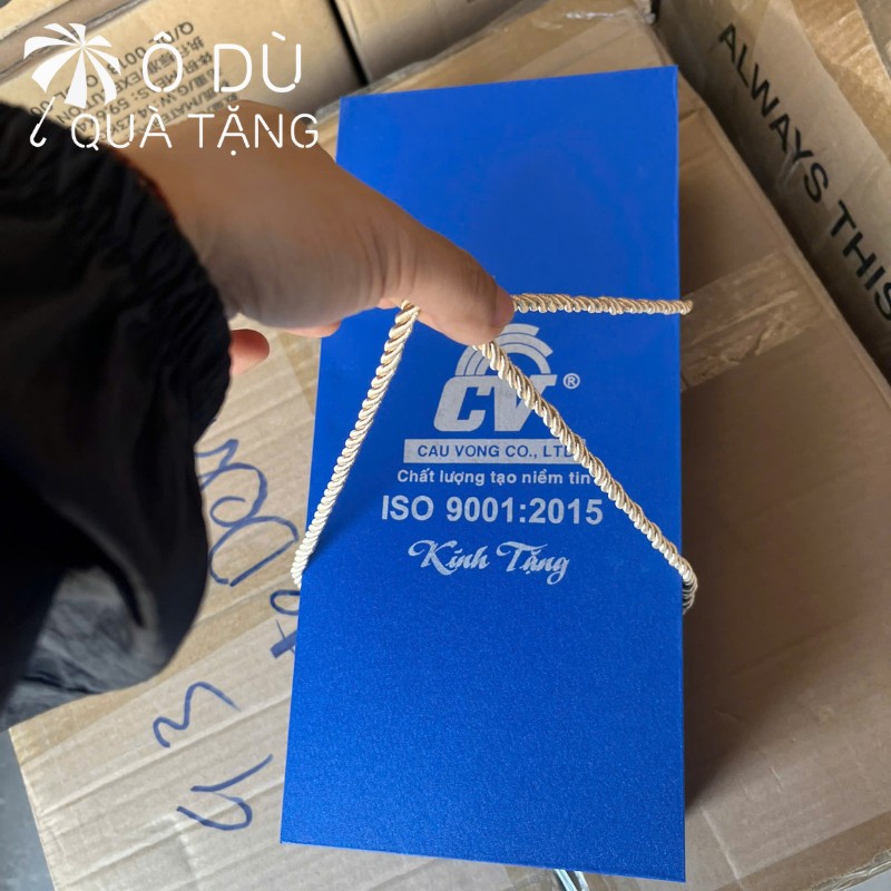 chi tiết Bộ Quà Tặng 2 Món Dù Và Cốc Giữ Nhiệt In Logo OD-GS02