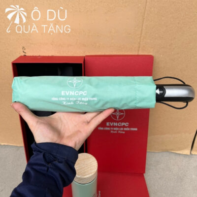 chi tiết Bộ Quà Tặng Ô Dù Gấp 3 Và Bình Giữ Nhiệt Nắp Gỗ In Logo OD-GS05