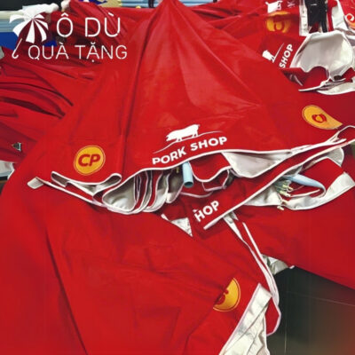 chi tiết Ô Ngoài Trời Vải Oxford Màu Đỏ In Logo OD-23
